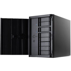 A SilverStone DS380 server case